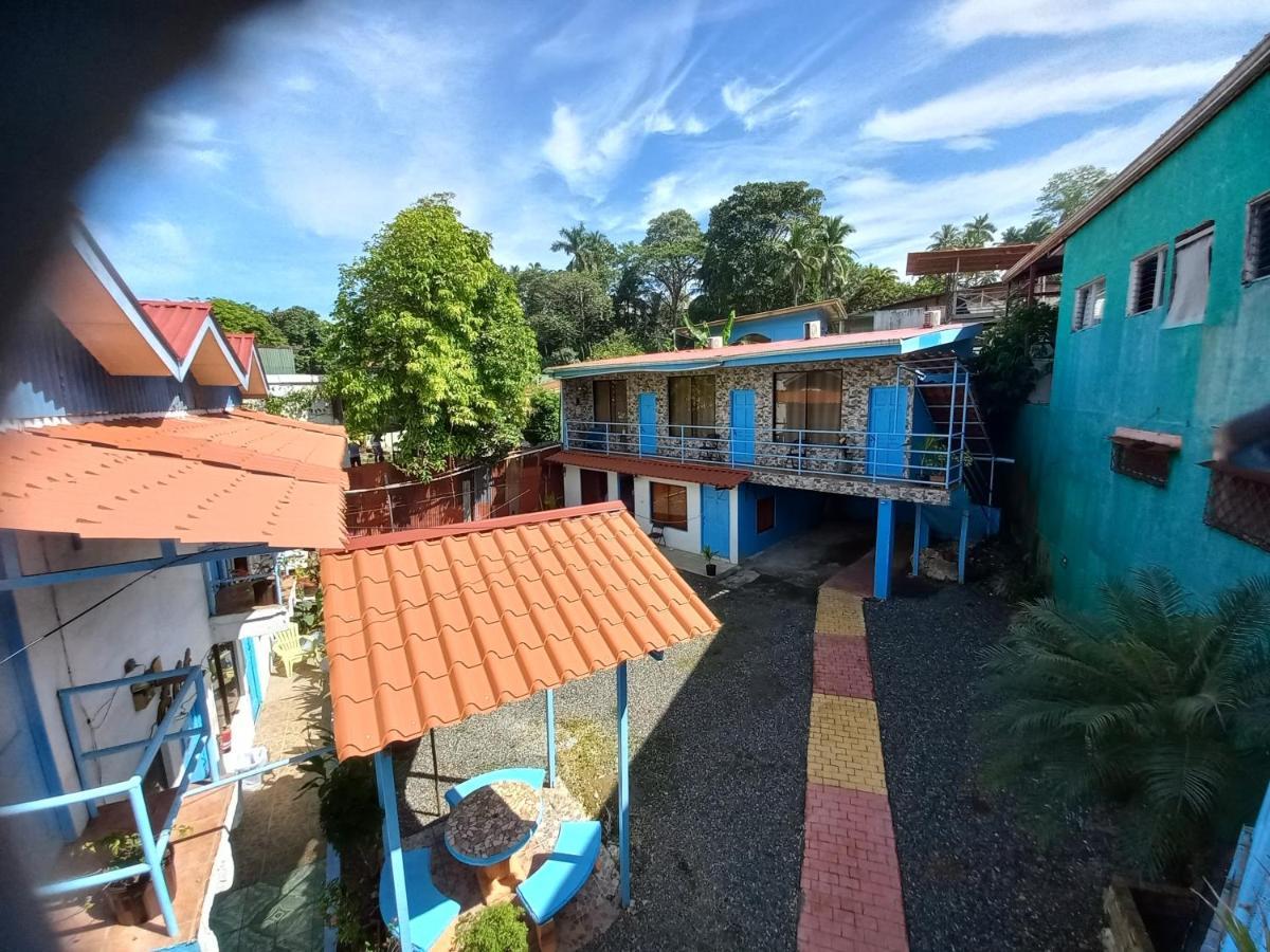 פוארטו לימון Hotel La Uvita מראה חיצוני תמונה